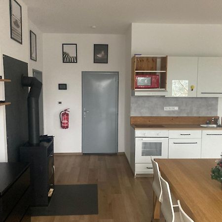 Appartement Kuk Racice Extérieur photo