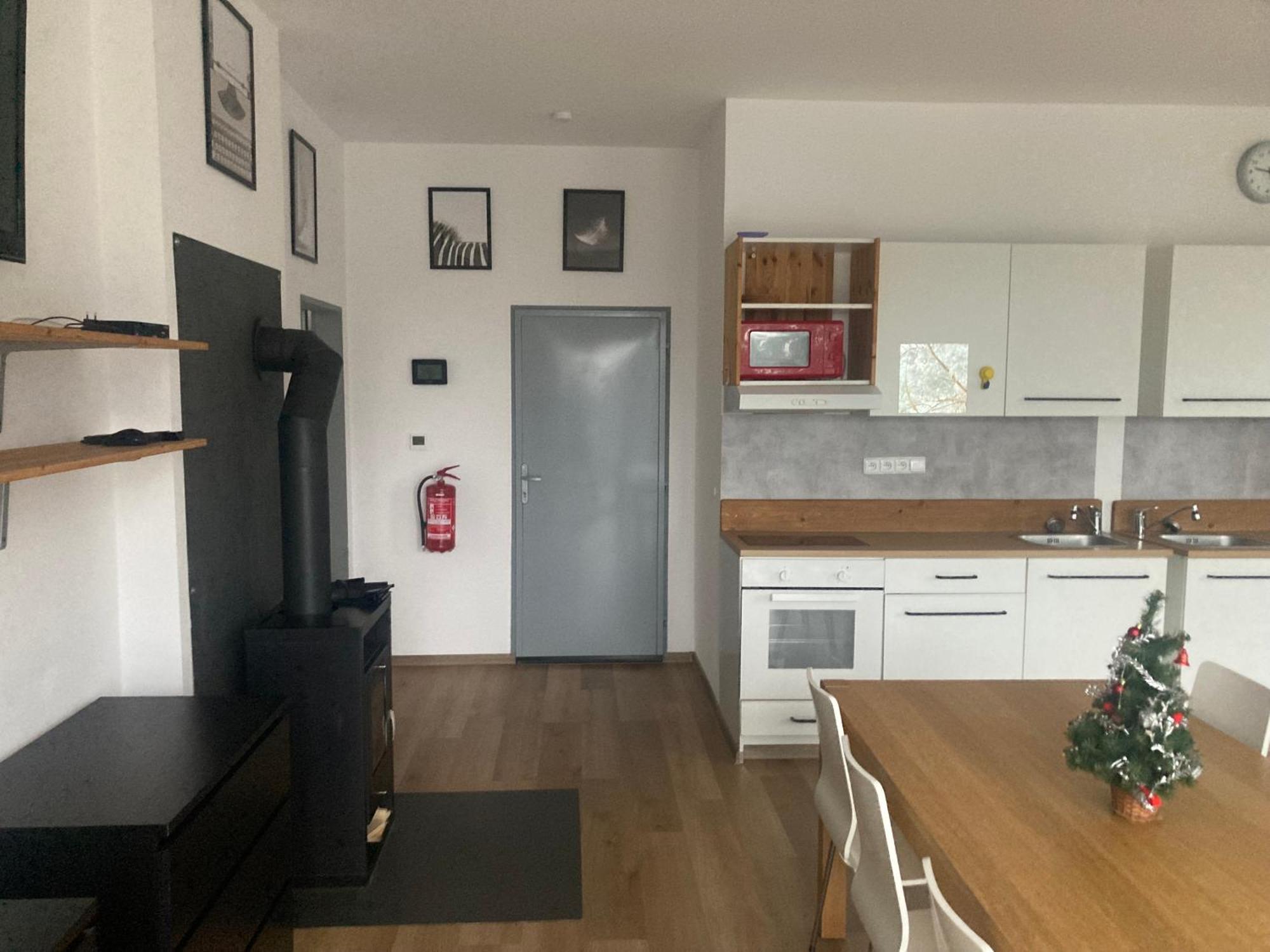 Appartement Kuk Racice Extérieur photo
